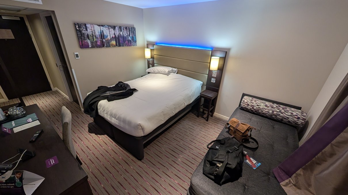 科尔切斯特市中心普瑞米尔酒店-客卧