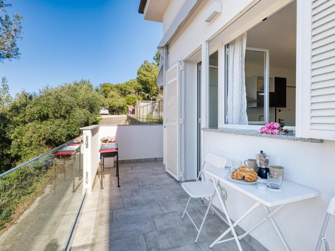 Miramare LUX Sea View Apartments