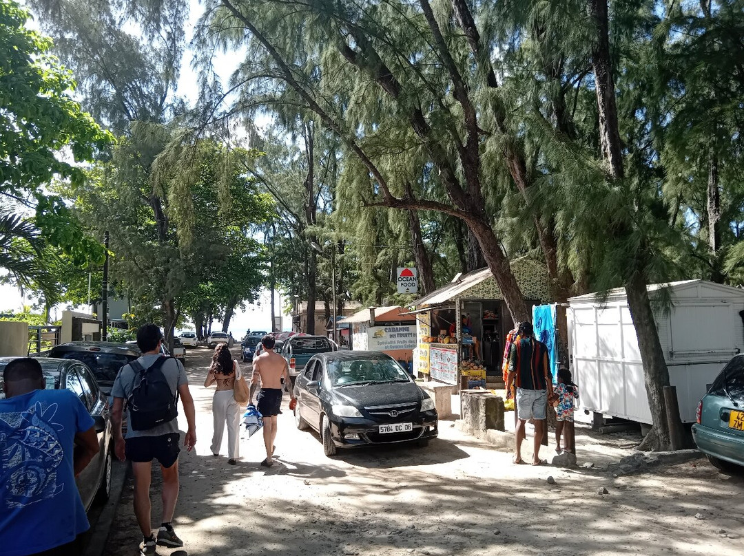 Plage de Trou aux Biches-卓欧毕雪必去景点