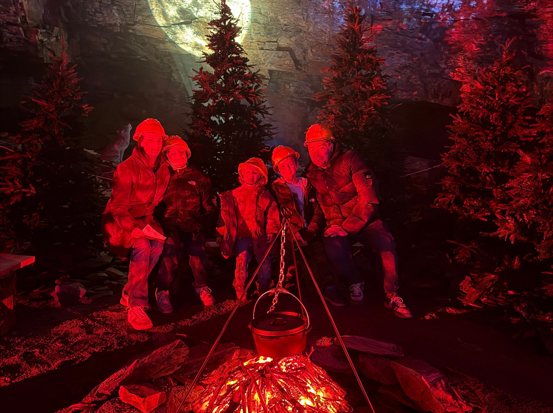 Carnglaze Caverns-利斯卡德必去景点