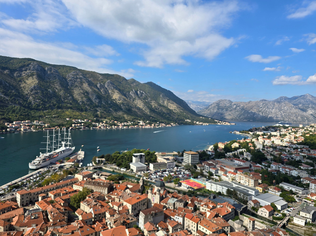 Kotor Fortress-Spiljari必去景点