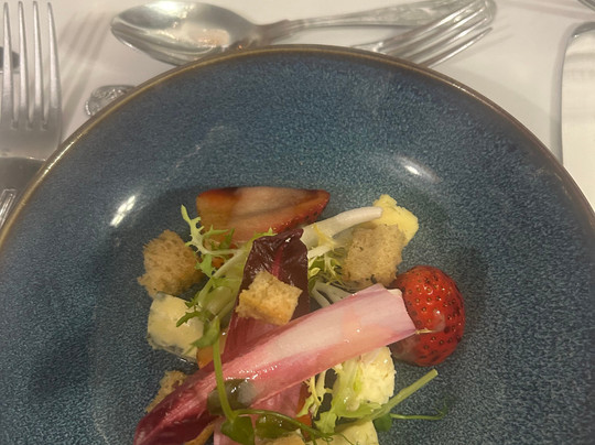 The Bridge House主图