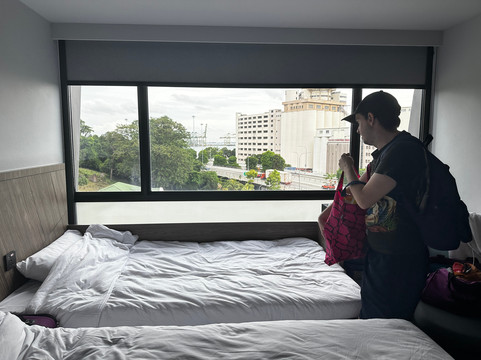 Travelodge新加坡港湾彩鸿酒店主图