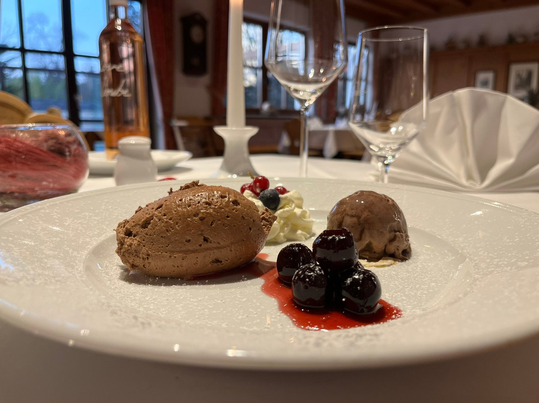 厄贝尔酒店主图