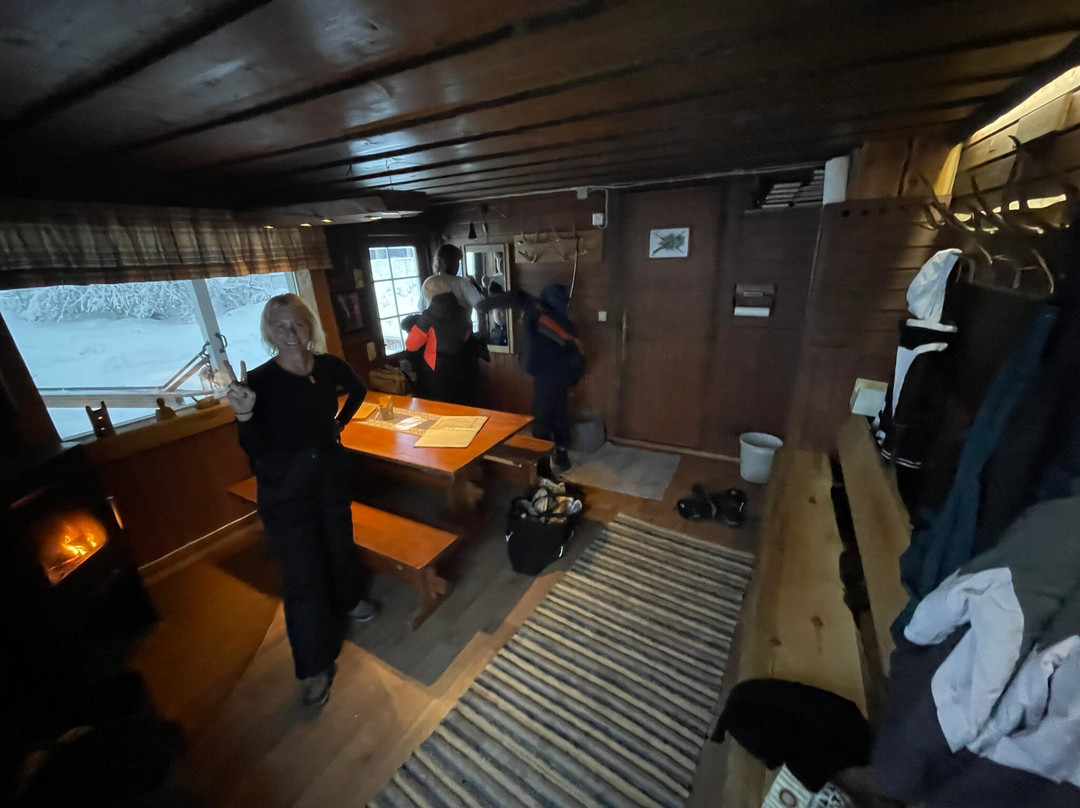 Sauna And Iceswimming-Akaslompolo必去景点