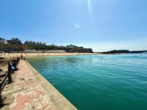 Plage de Bon-Secours-圣马洛必去景点