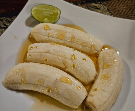 陆地洛格斯洛奇酒店主图