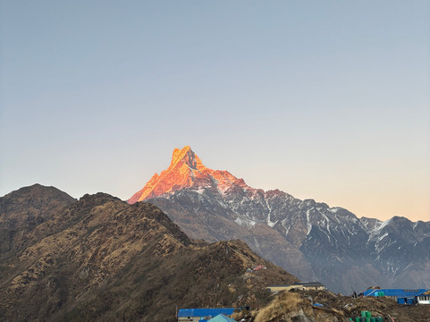 Durga Female Trekking Guide-博卡拉必去景点