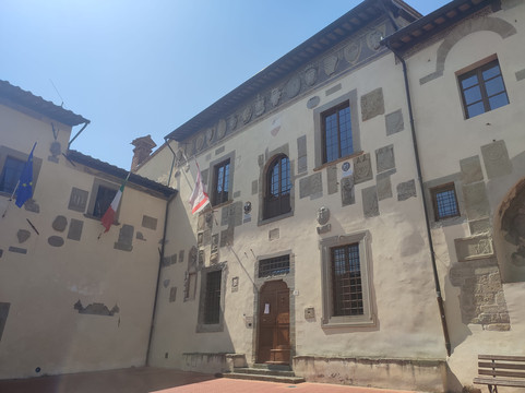 N'tra Le Mura D'Anghiari