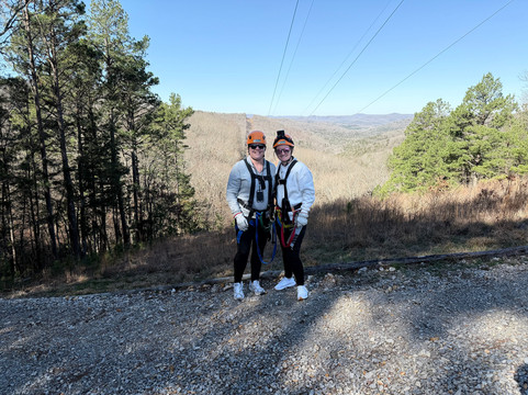 Ozark Mountain Ziplines-尤里卡斯普林斯必去景点