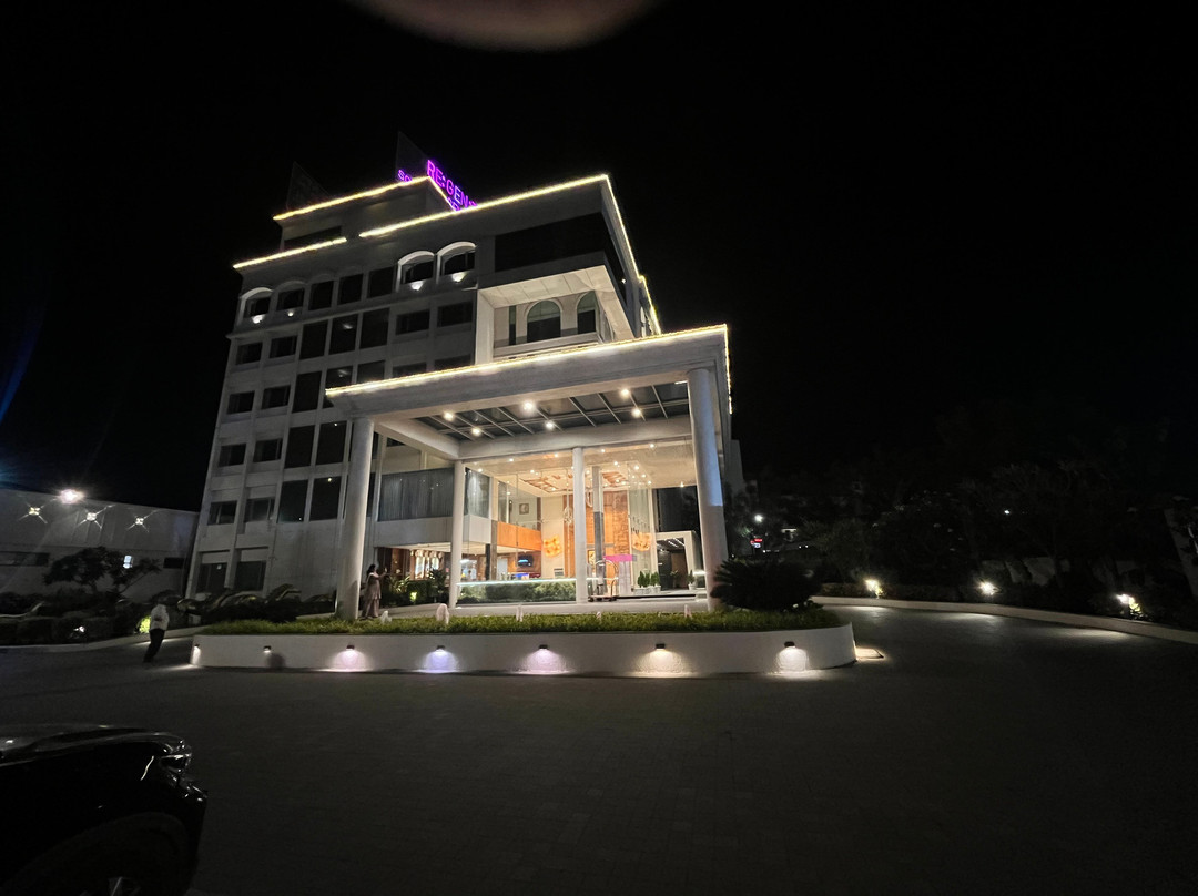 索姆纳特中心丽景酒店主图