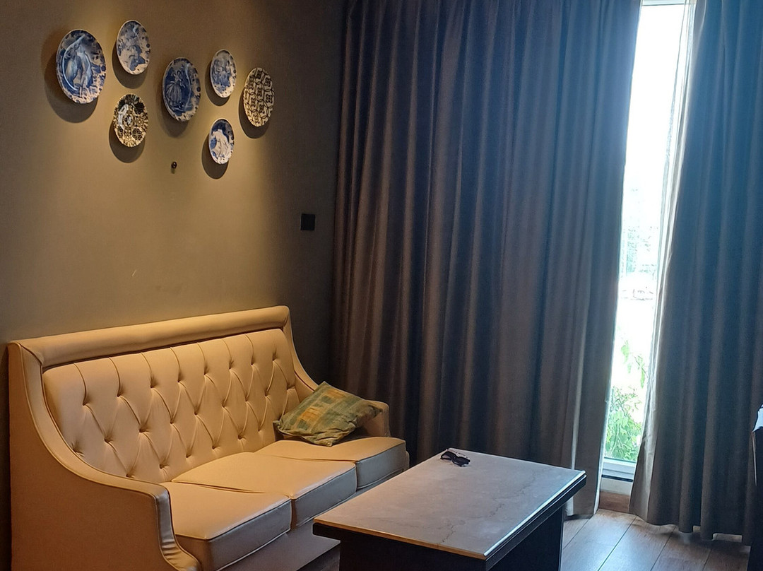 拉乌沙耶吉恩瑞斯酒店主图