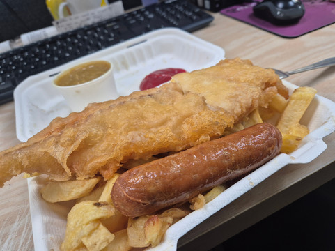 Q Fish and Chips主图