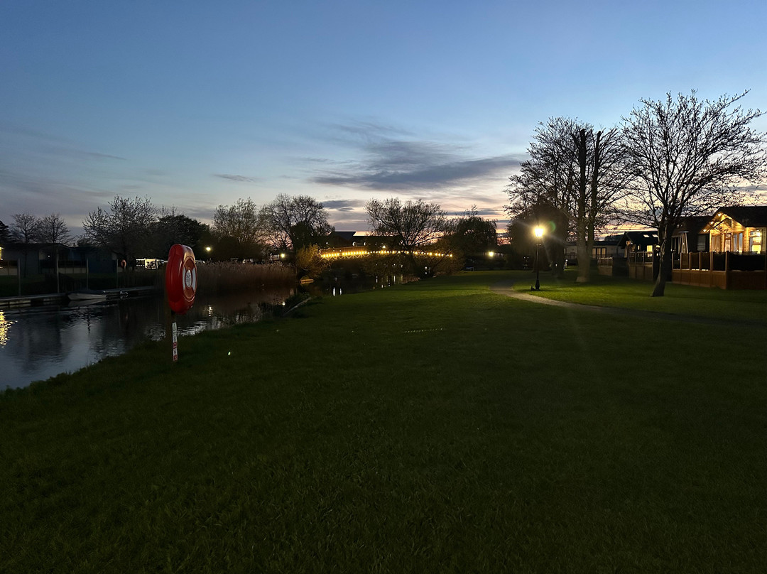 Stratford Parks - Riverside Holidays