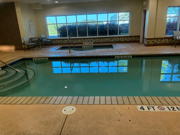 智选假日套房酒店纽贝里-旅行者