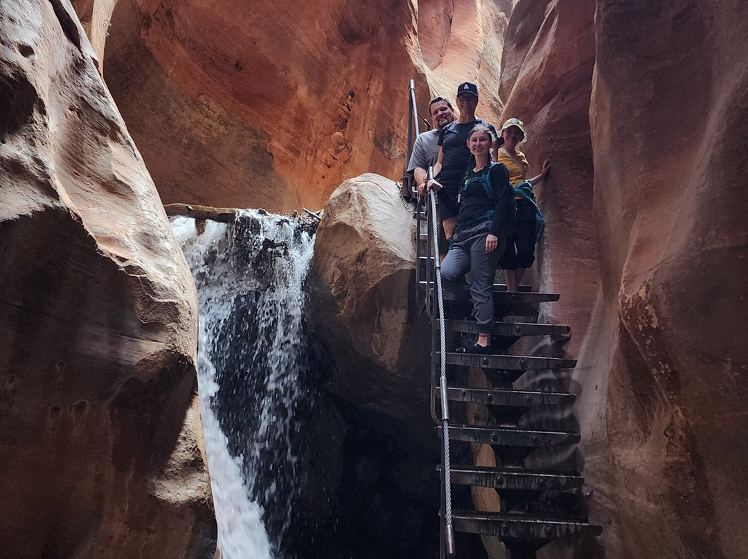 Kanarra Falls-Kanarraville必去景点