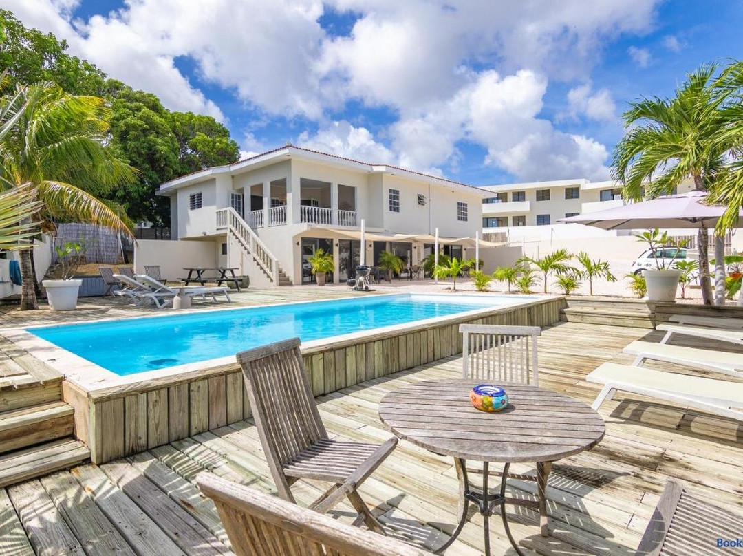 INDIGO Apartments & Suites