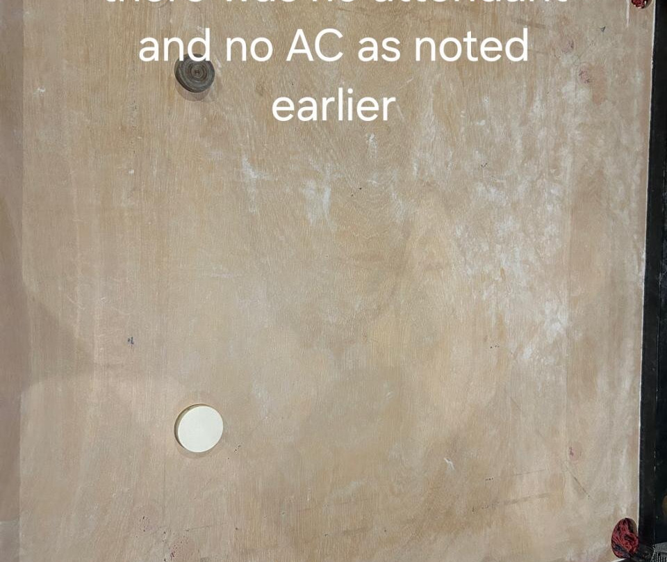 水之林小屋度假村主图