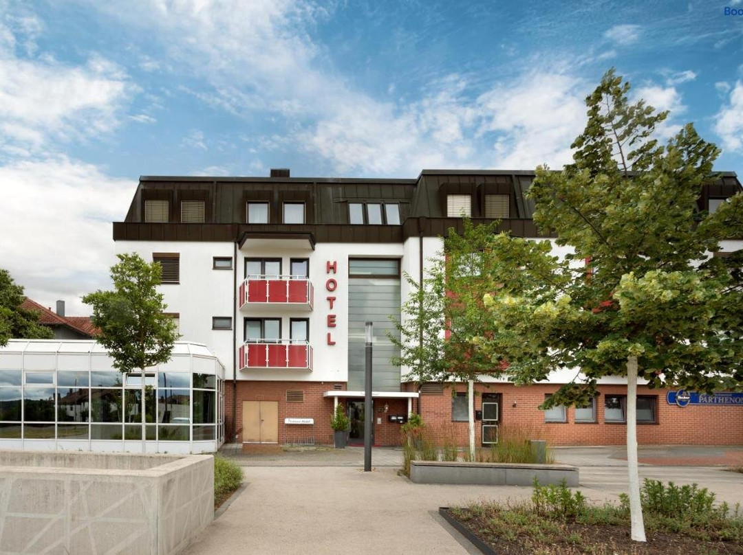 XZLLENZ light Hotel