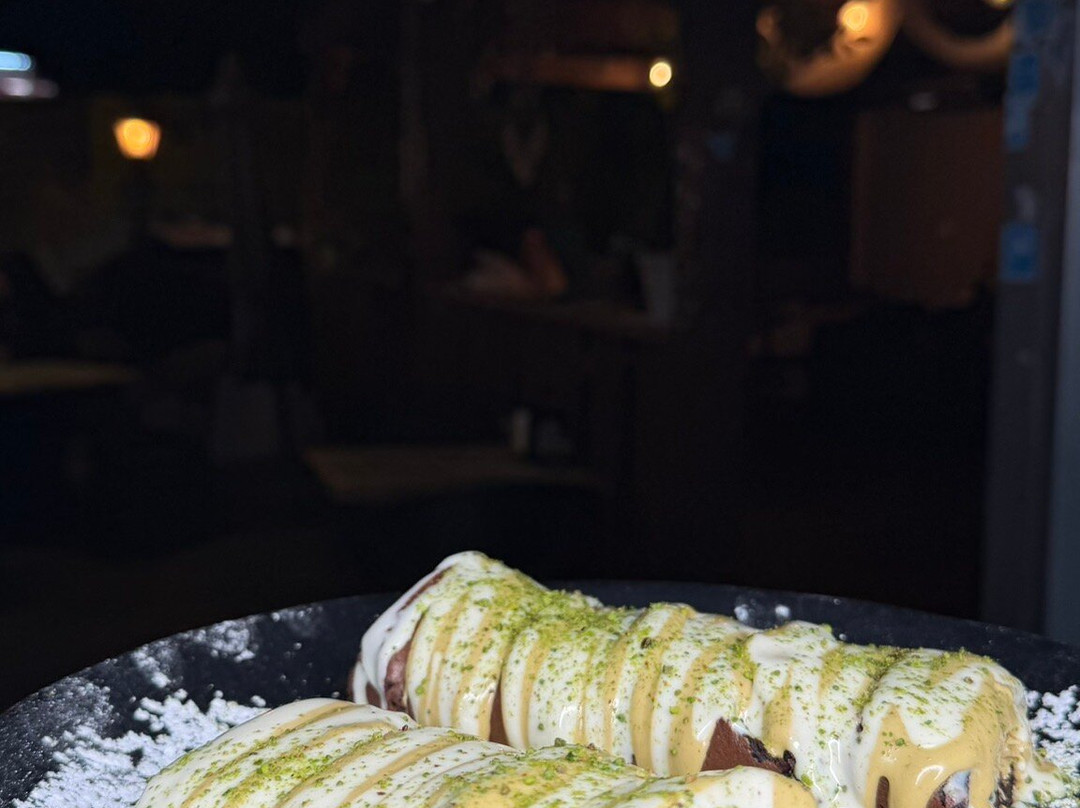 Sweet Vibes - Cafe & Waffle House