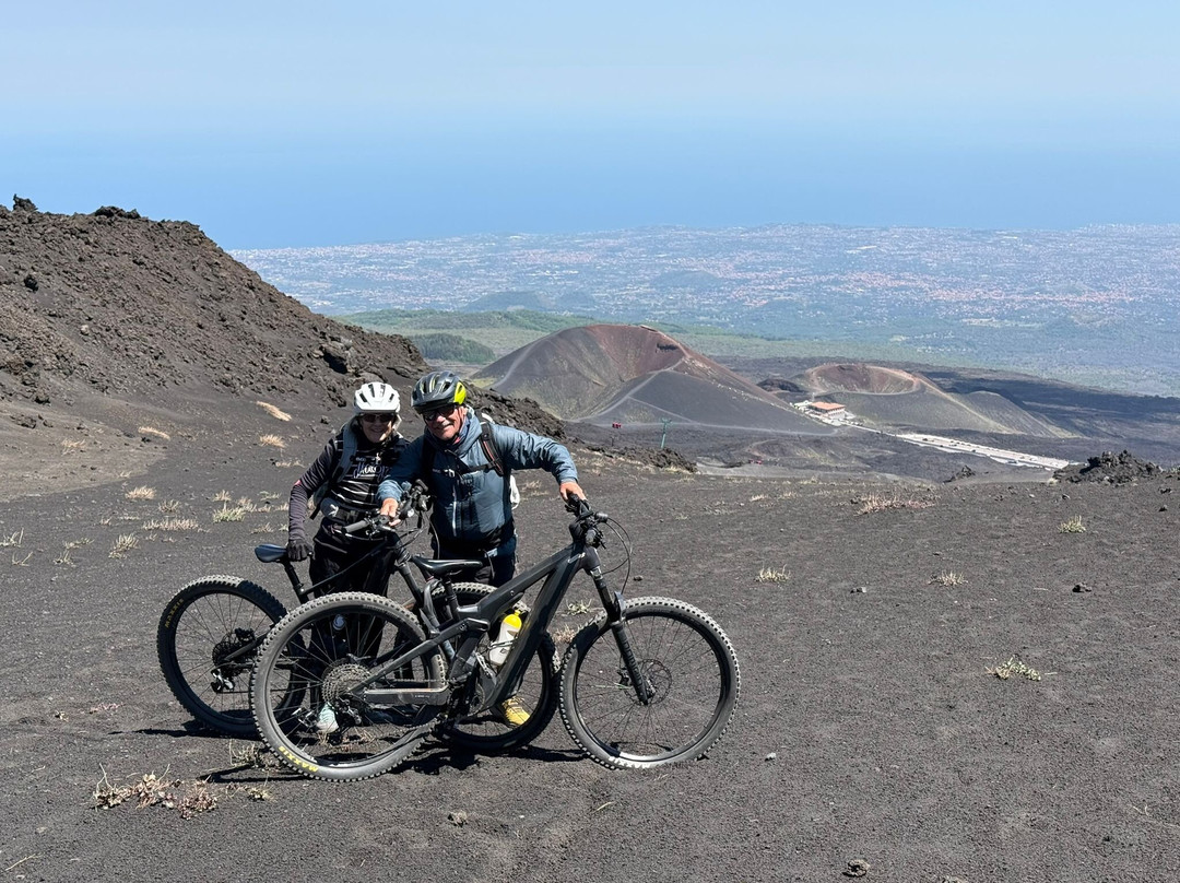 Gruppo Guide Alpine Etna Sud-尼科洛西必去景点