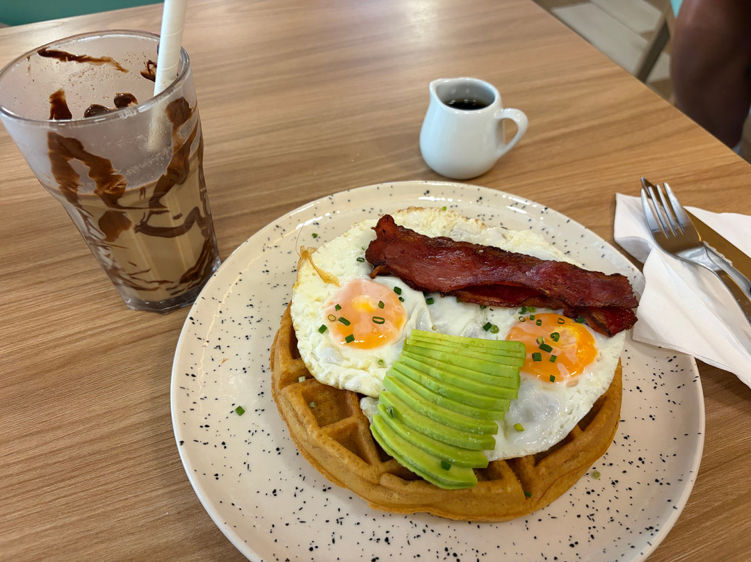 Brunch & Lunch By Zoé Jasmin