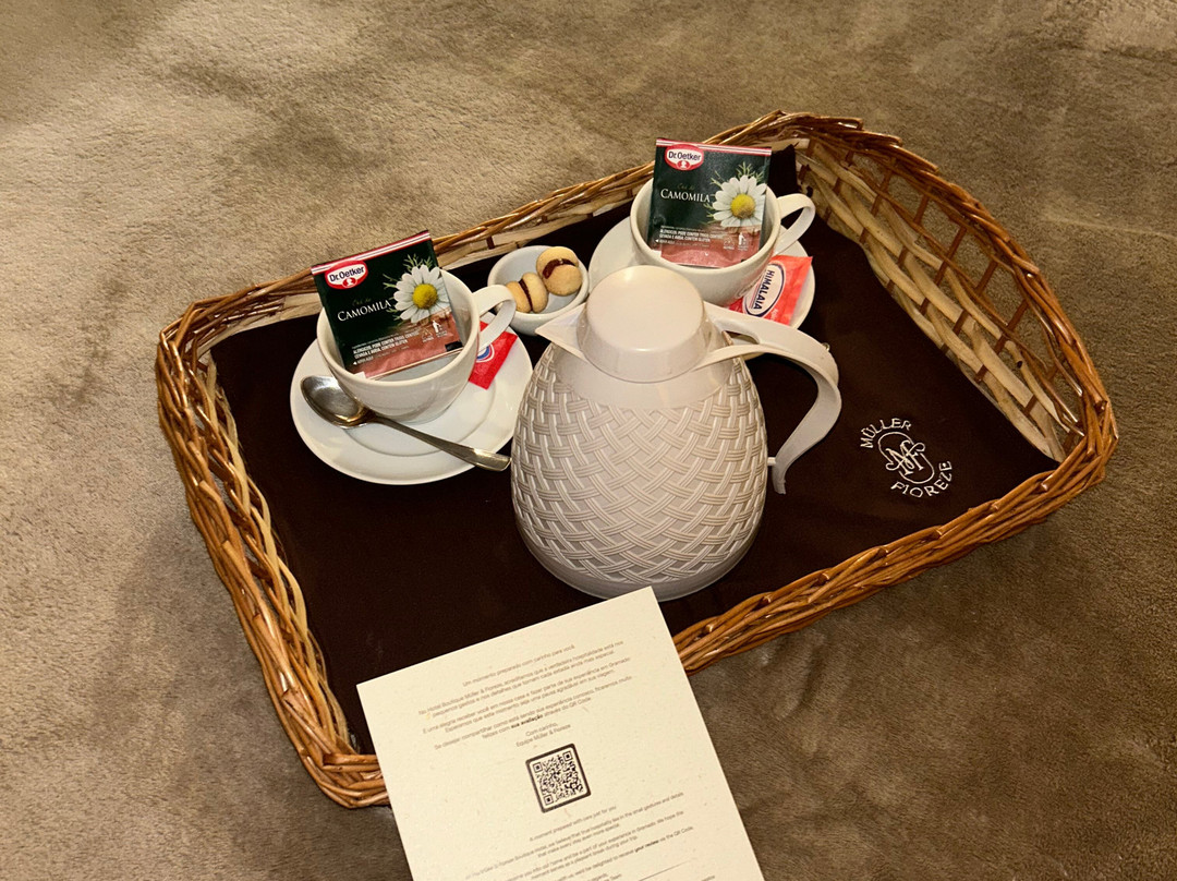 穆勒大叔小屋酒店主图