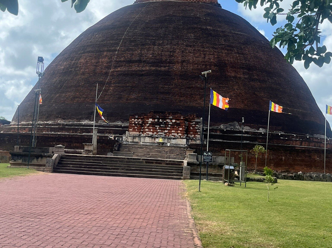 Premier Lanka Tours-尼甘布必去景点