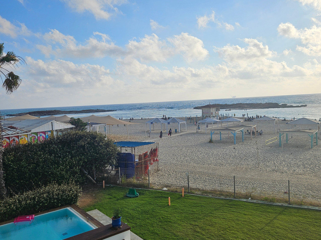 Nahsholim Beach Hotel主图