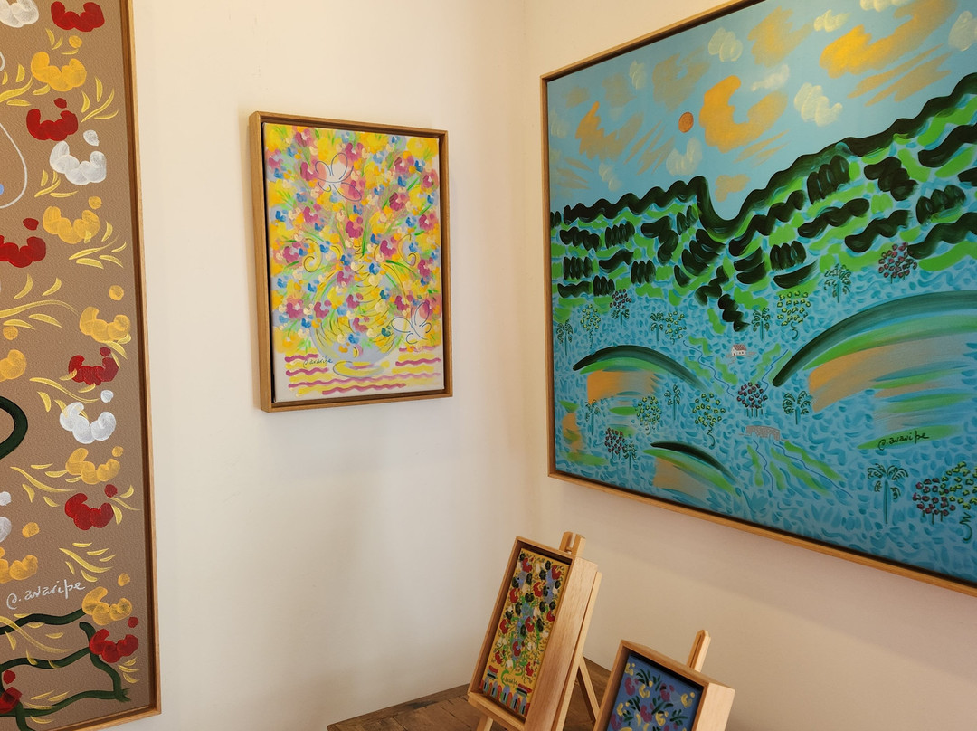 Galeria e Fundação Oscar Araripe-蒂拉登特斯必去景点