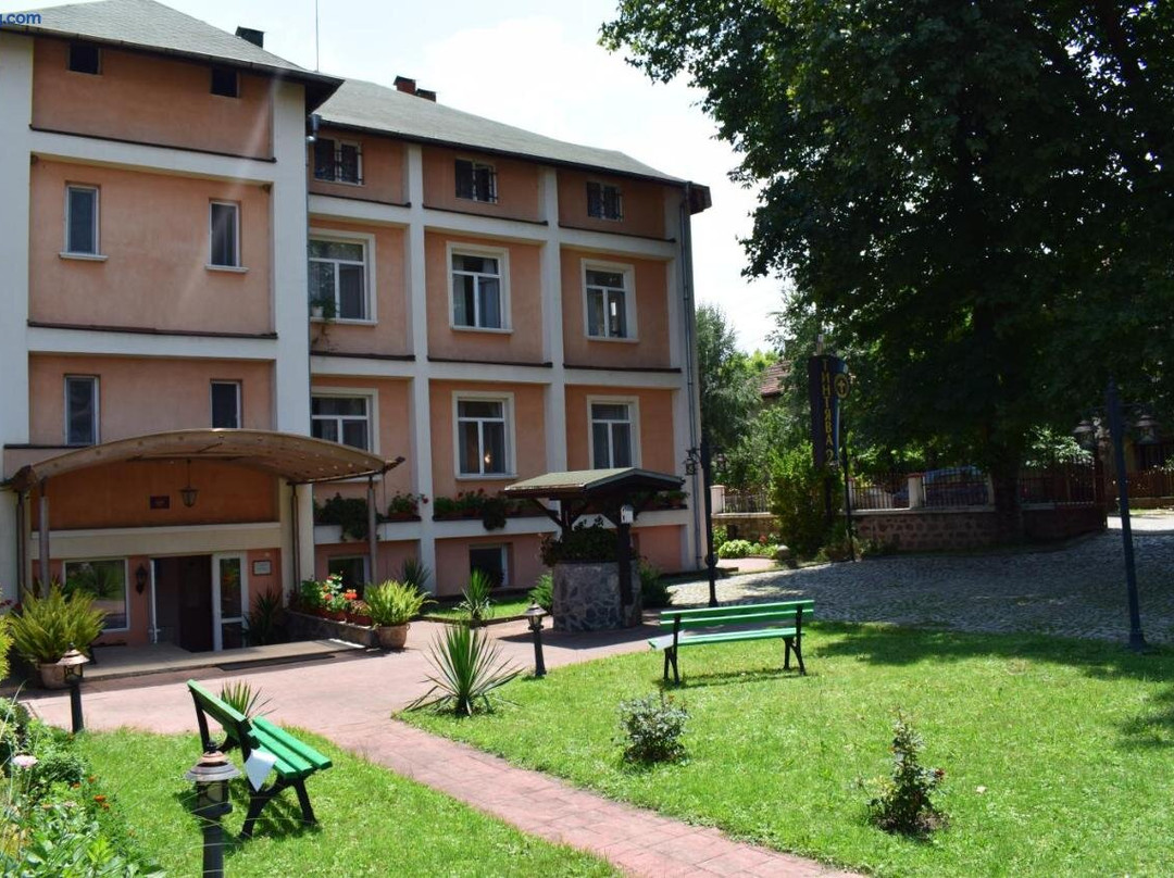 Hotel Tintyava 2