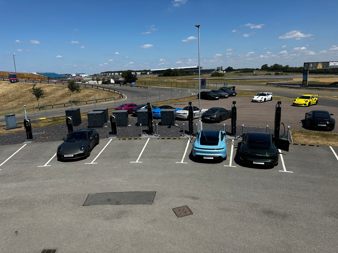 Porsche Experience Centre Silverstone-Towcester必去景点