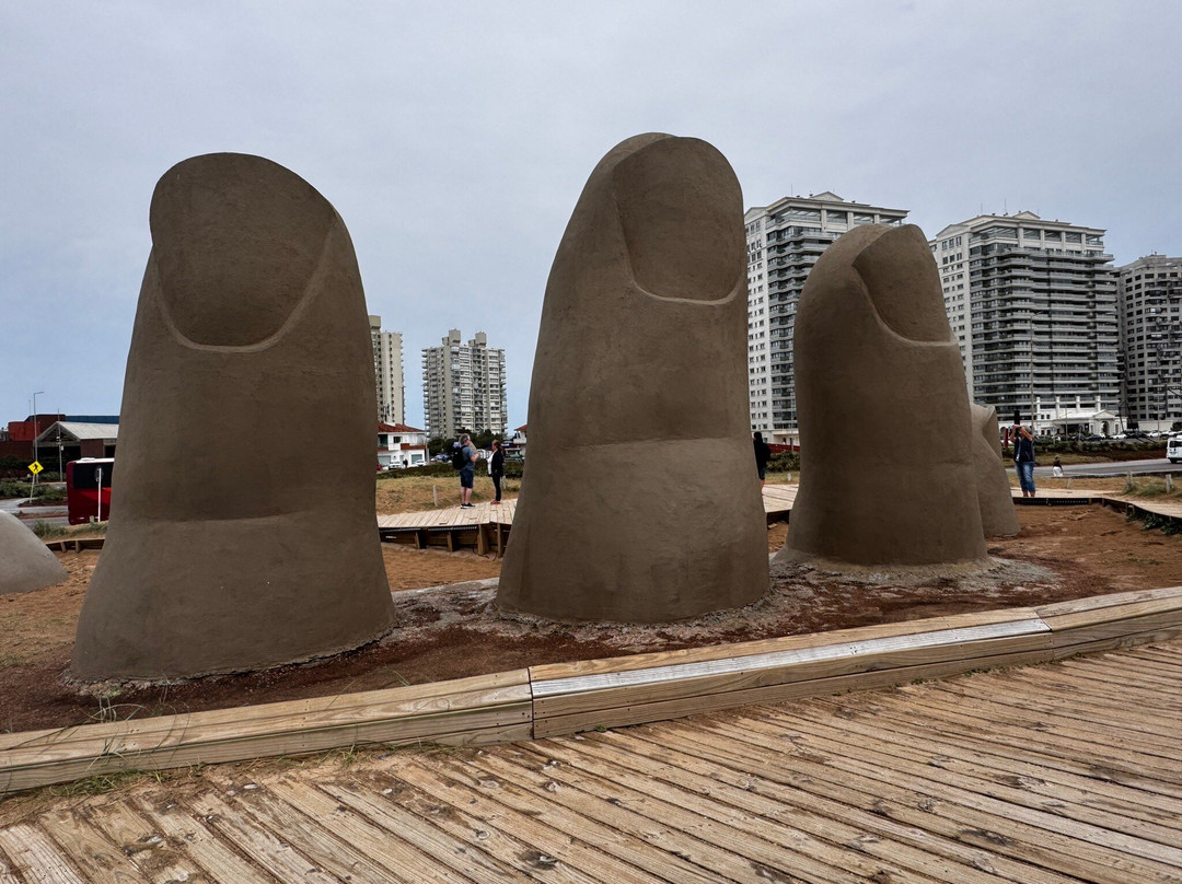 Mano de Punta del Este-埃斯特角城必去景点