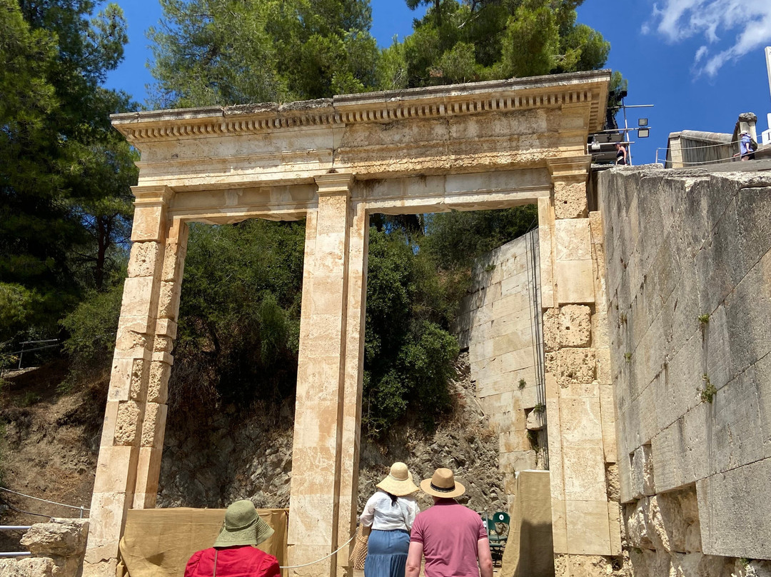The Ancient Theatre of Epidaurus-埃皮达鲁斯必去景点