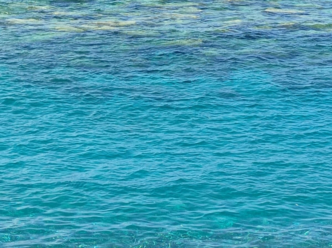 Borgo Rena Beach-东塞斯特里必去景点