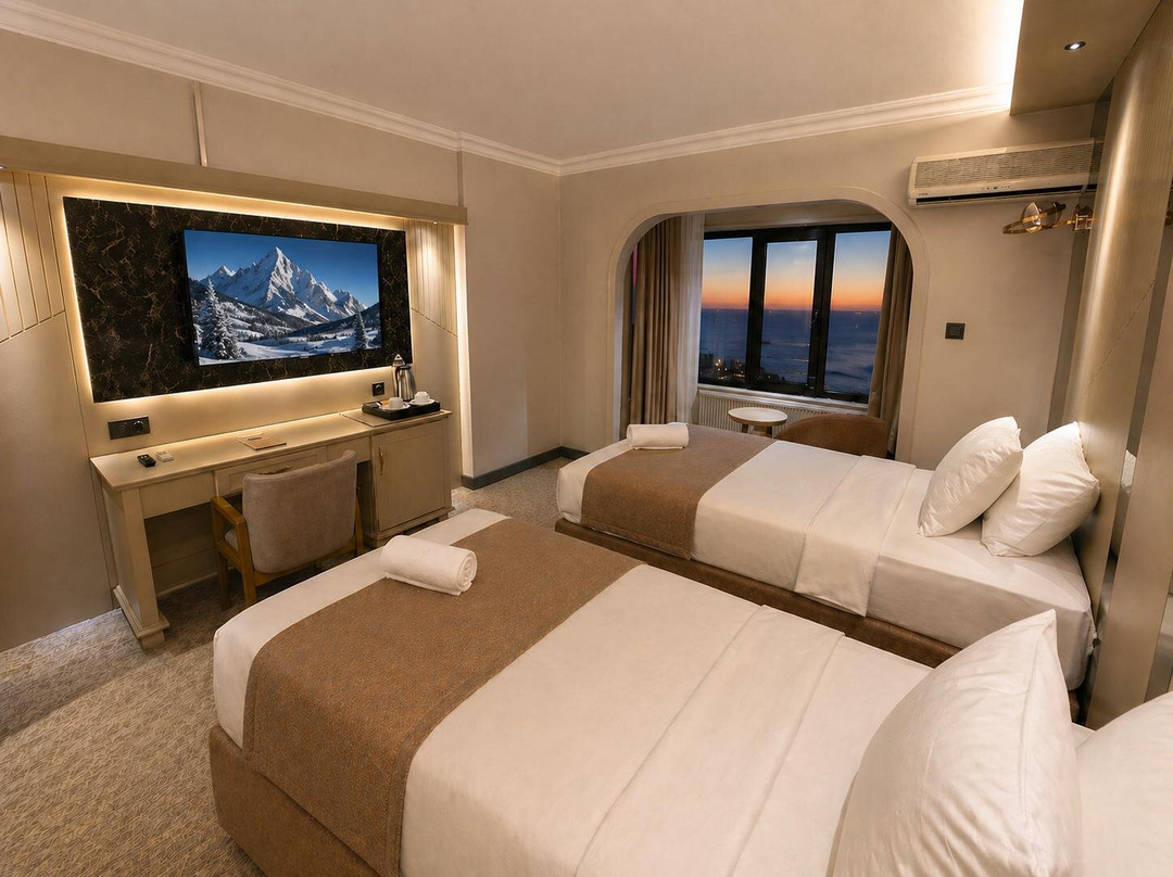 Emirgan Hotel主图