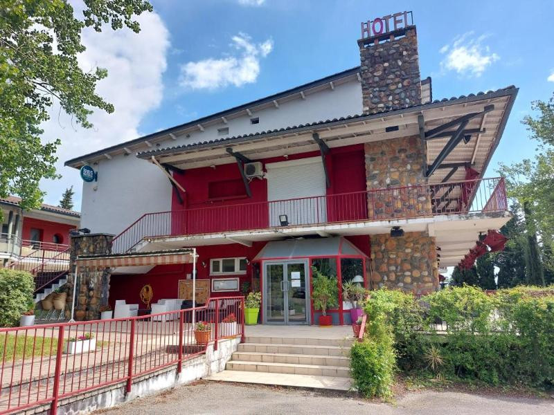 Montbartier酒店住宿-石楠瑞莱斯酒店