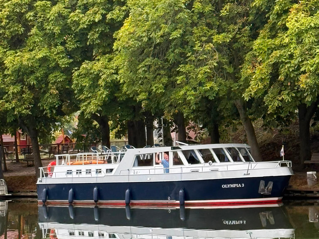 Olympia Charters Boat Rental-Warmond必去景点
