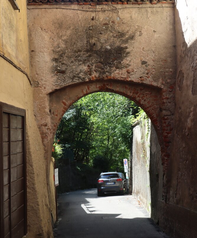Arco di Ponente-Castiglione Olona必去景点