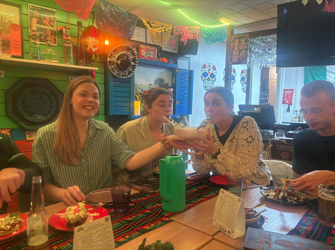 Hooleos Mexican Cafe-Bar
