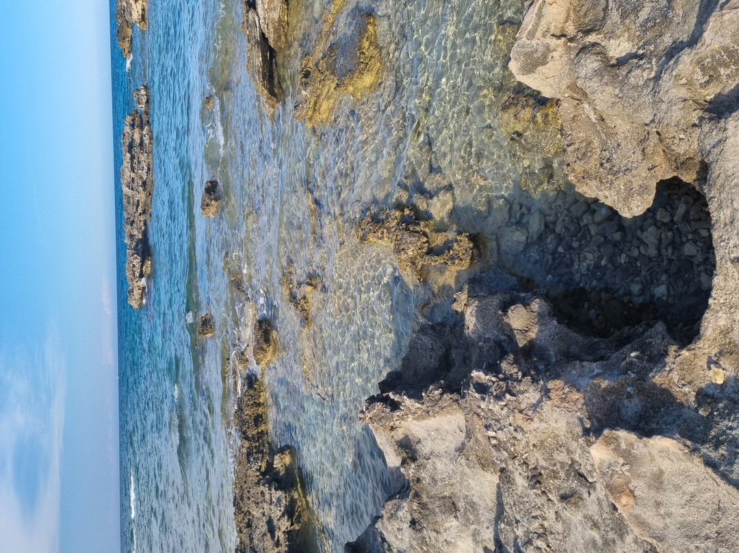 Sairon Village Pool And Beach主图