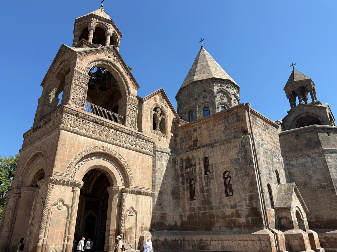 Armenian Apostolic Holy Church Mother See Holy Etchmiadzin-Vagharshapat必去景点