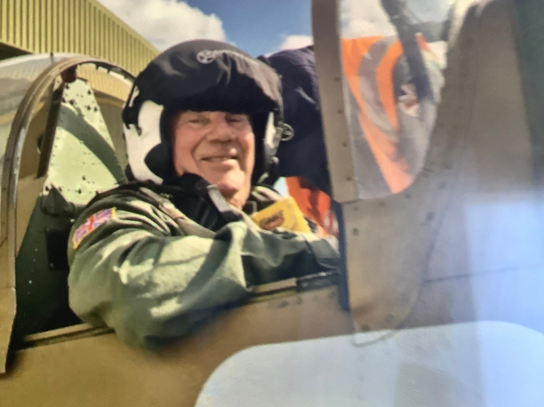 Spitfires.com "The Spitfire Academy"-奇切斯特必去景点