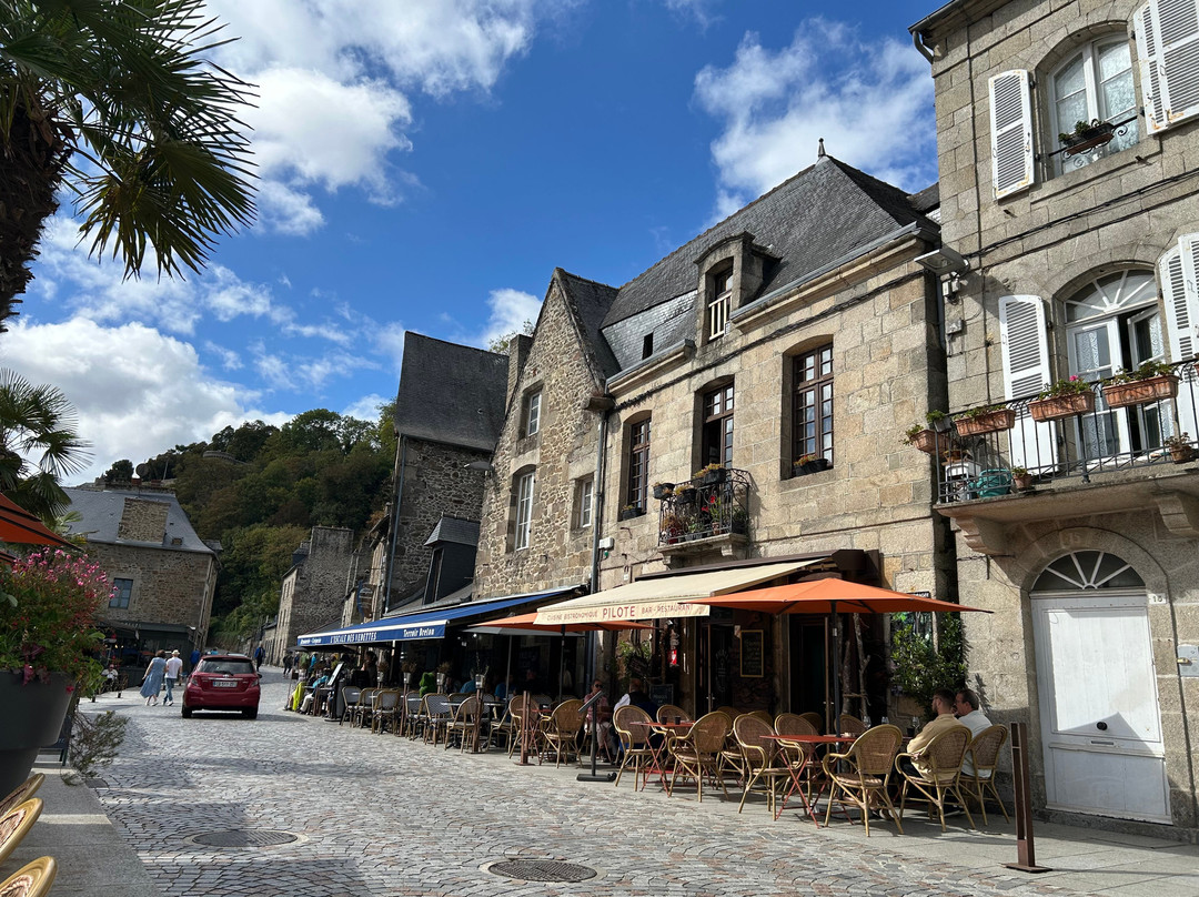 Le Bistrot Pilote 22100 Dinan