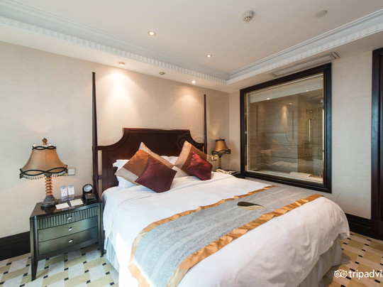 地中海国际酒店主图