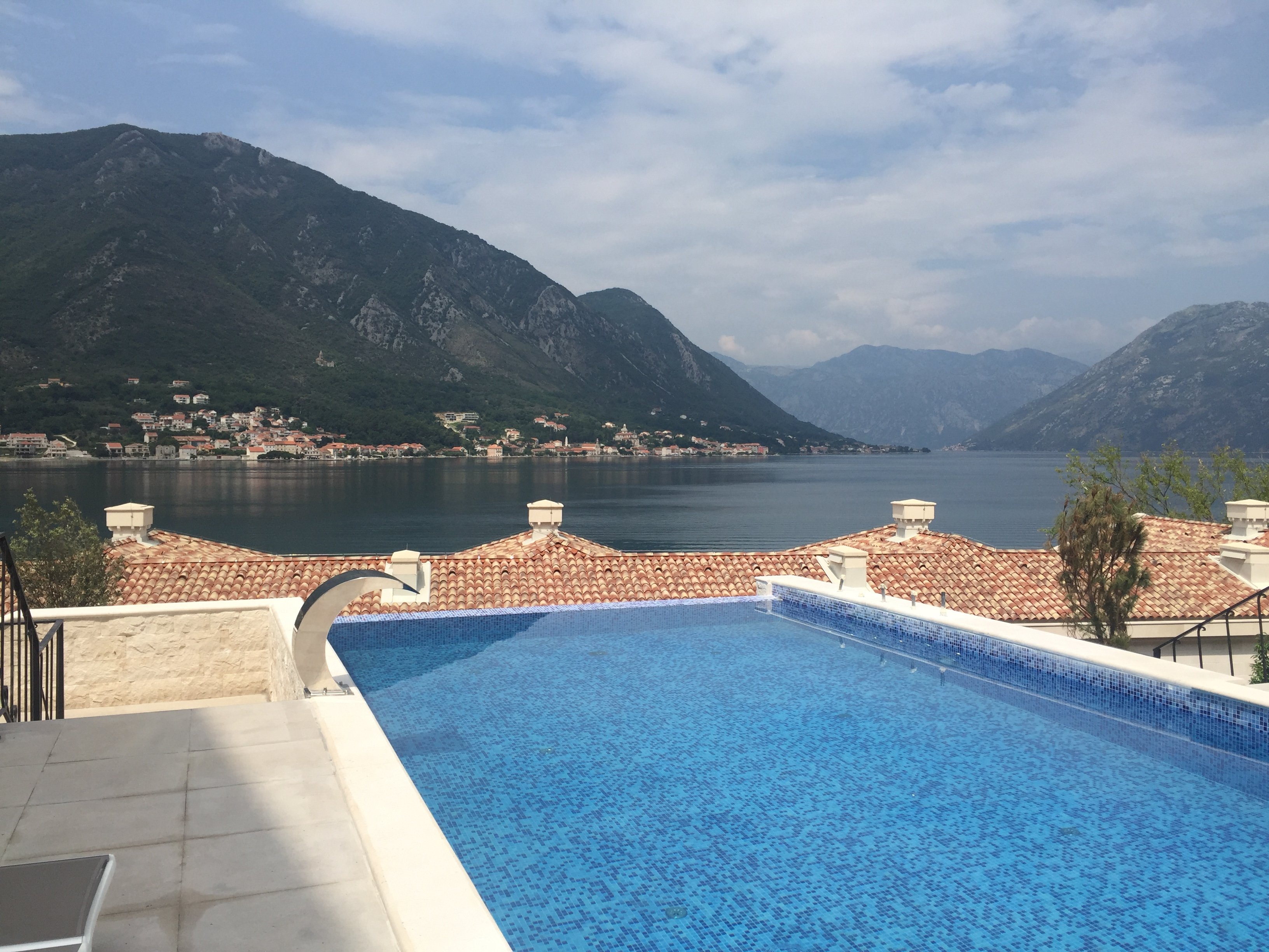 HUMA Kotor Bay Hotel And Villas-泳池
