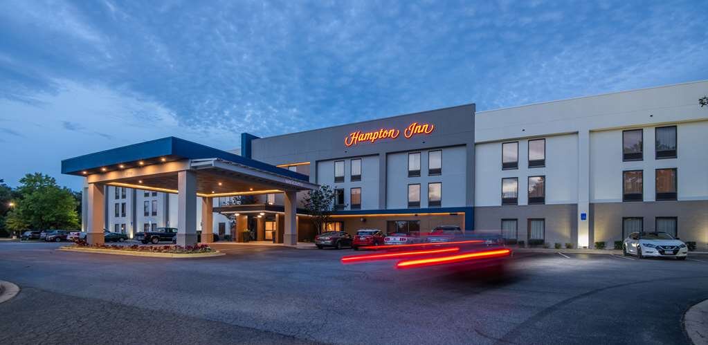 Hampton Inn Waldorf-官方