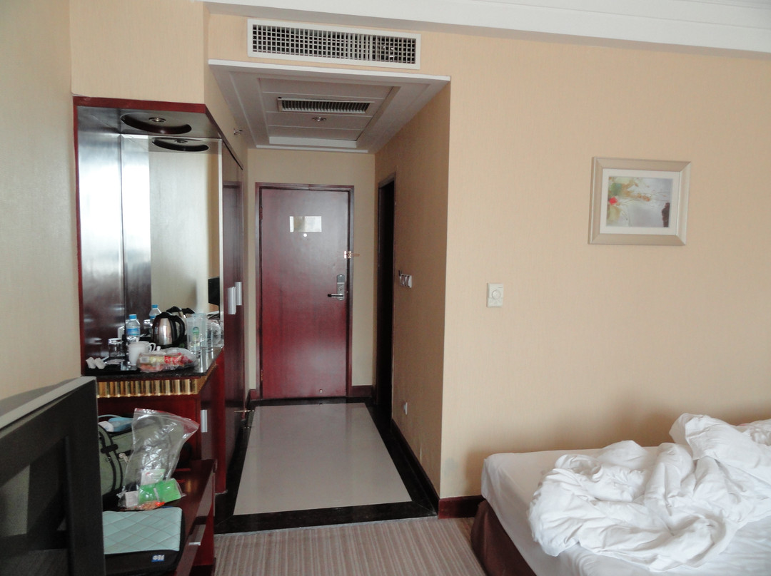 焦作云水涧酒店（焦作高铁站店）主图