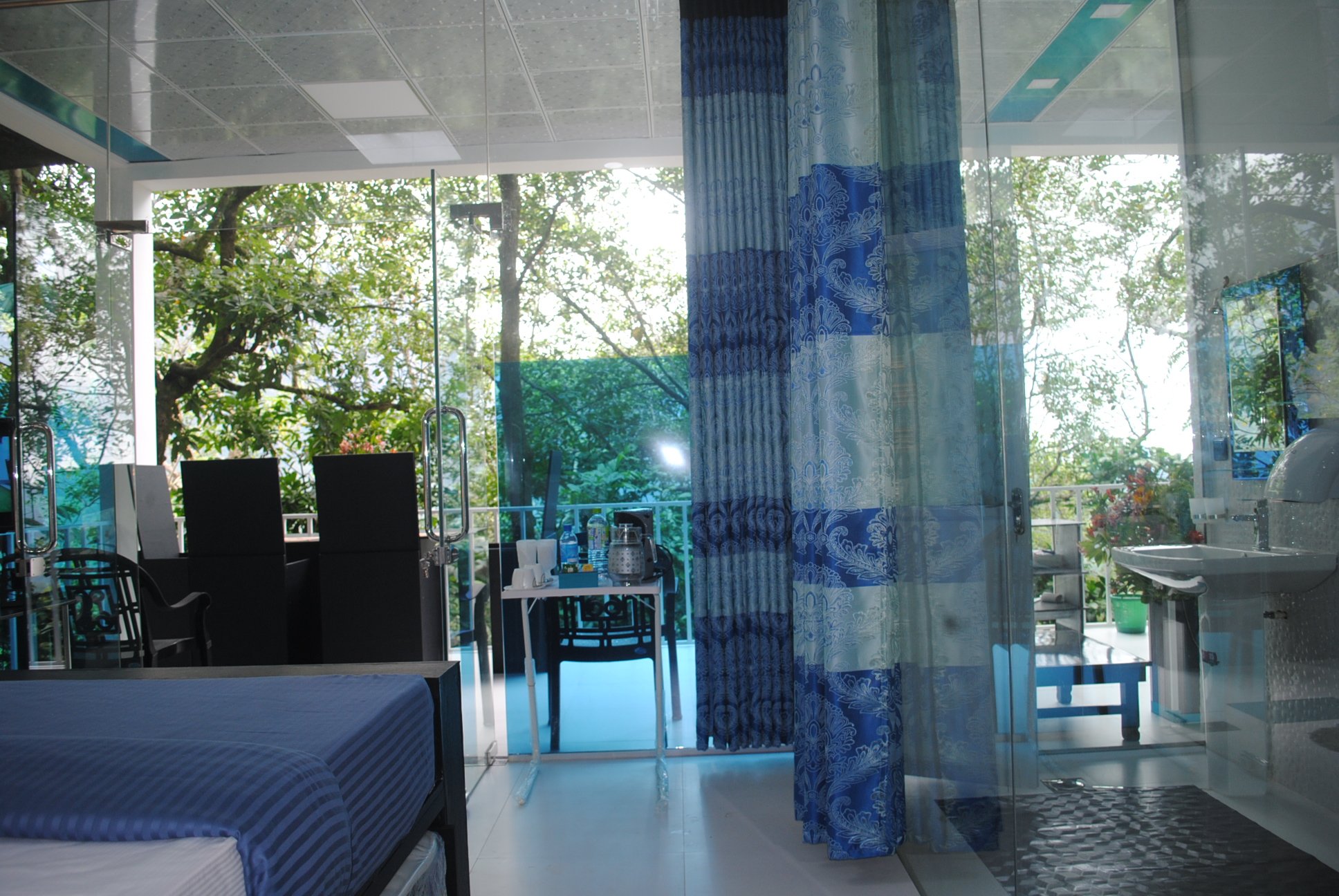 Glass Rooms Accommodations Adam's Peak-官方