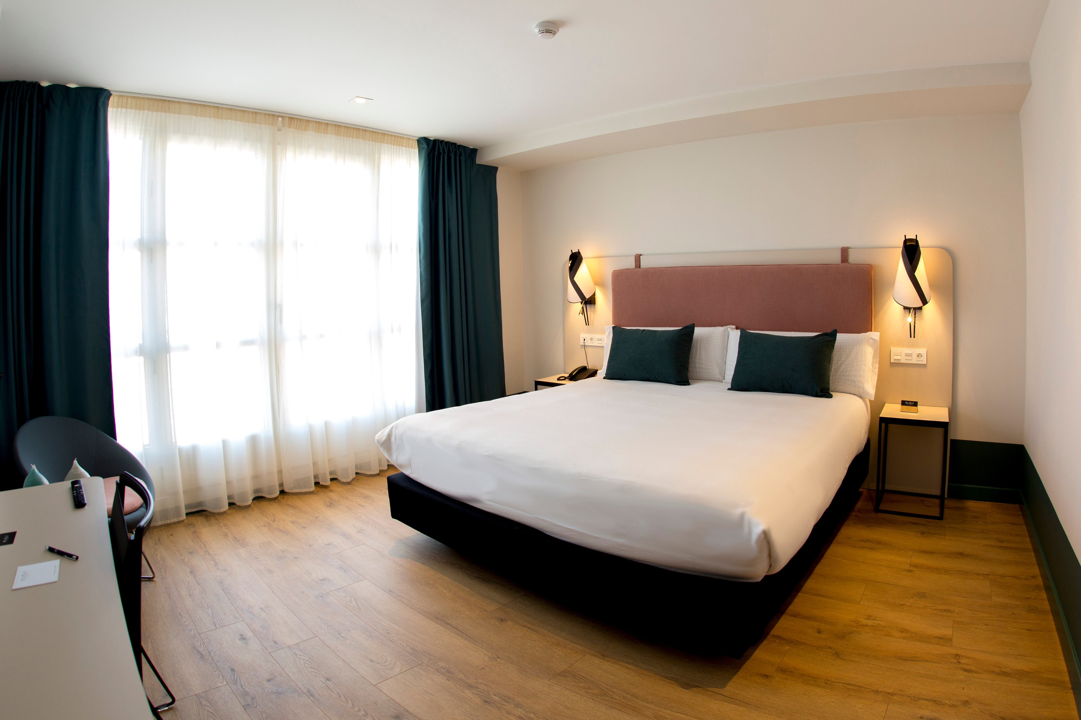 Hotel Plaza de la Paz-官方